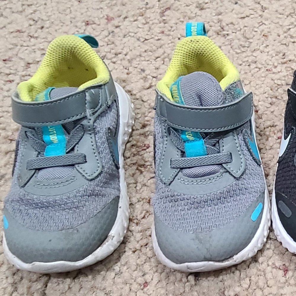 Nike toddler shoes